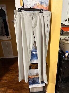 adidas Men's Chinos in Light Gray